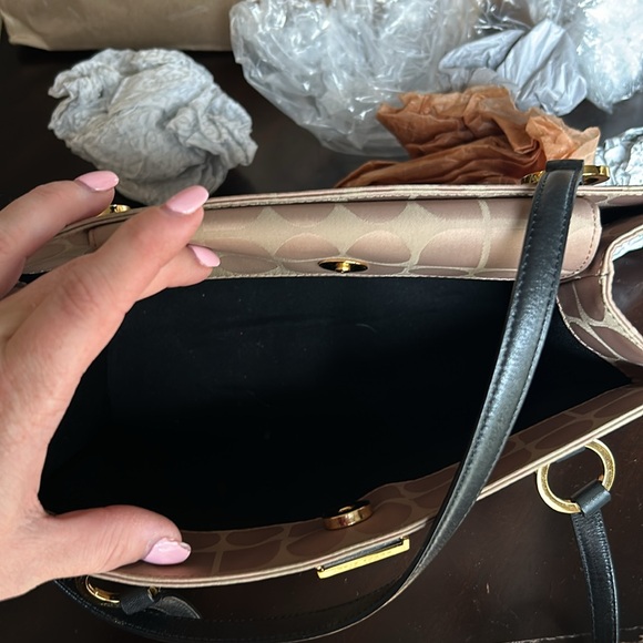 Kate Spade Purse - Picture 3 of 8